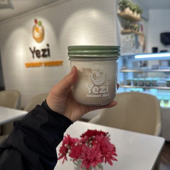 Yezi Coconut Dessert - Taro coconut pudding (not taro ube) - Desserts Near Me - Bellevue, Washington Yezi Coconut Dessert - Taro coconut pudding (not taro ube) - Desserts Near Me - Bellevue, Washington