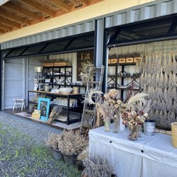 Sunderland Acres Lavender Farm - Farm shop.