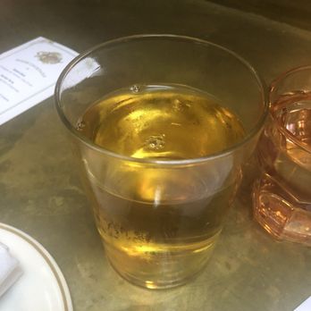 Leo's Oyster Bar - Bars Near Me - San Francisco, California