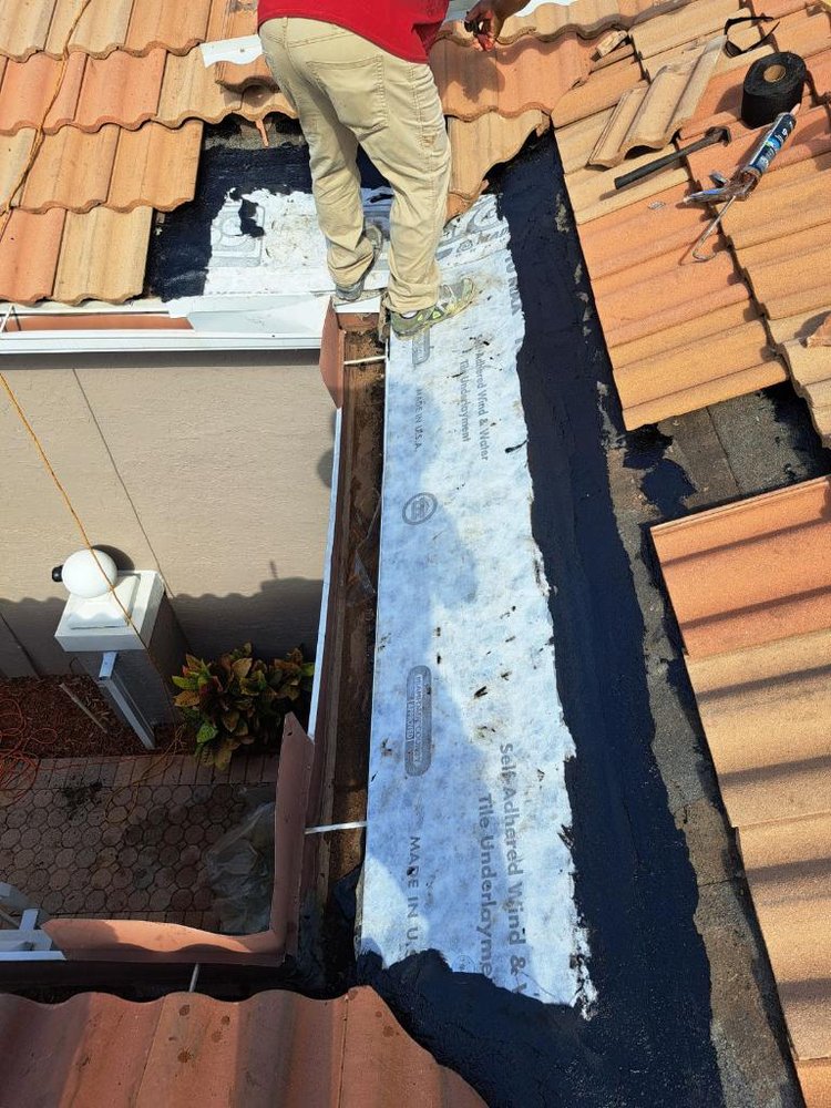 Slide of Valle Roofing Repairs