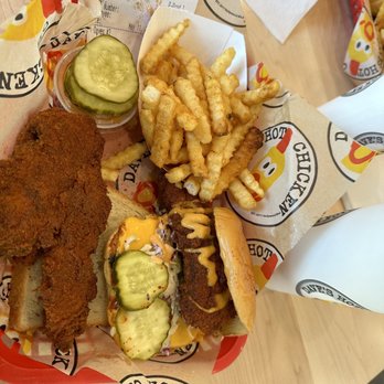 Dave's Hot Chicken - Number 3 - Chicken Shop Near Me - Folsom, California