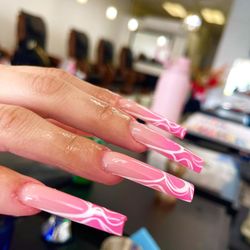 Da’Mills Nails Palace