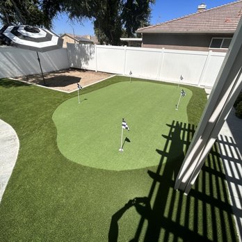 Vivid Turf - Putting green, turf, pool - Artificial Turf Near Me - Huntington Beach, California