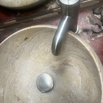 Kings Cleaning - Bathroom sink - Home Cleaning Near Me