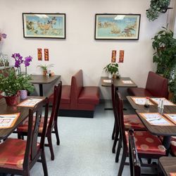 Hunan Palace Chinese Restaurant - Interior