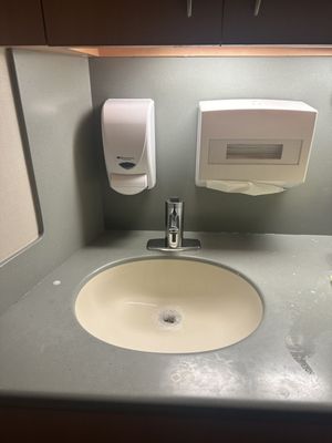 Ndoye Management Logo