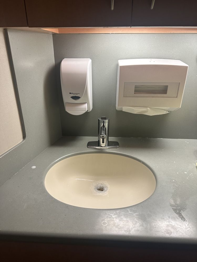 Slide of Ndoye Management