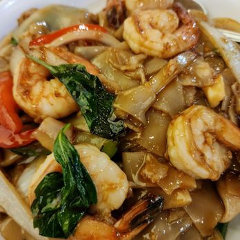 Padaek - Thai Near Me - Falls Church, Virginia