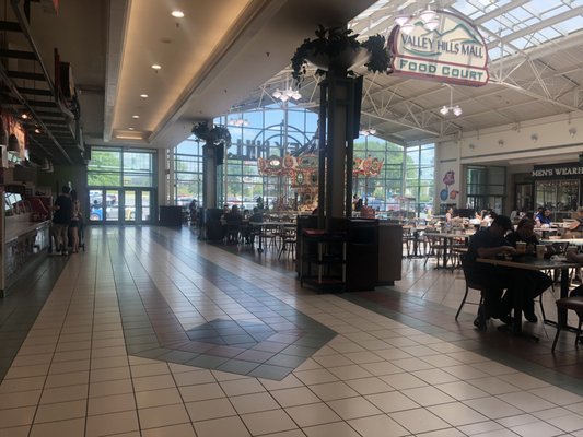 VALLEY HILLS MALL - 21 Photos & 18 Reviews - Shopping Centers - 1960 US