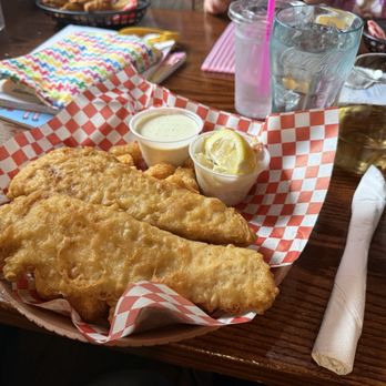 Lost Roo - Fish N Chips 2 Piecechips - American Near Me - Long Beach, Washington Lost Roo - Fish N Chips 2 Piecechips - American Near Me - Long Beach, Washington