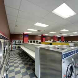 Laundromat - Folding table