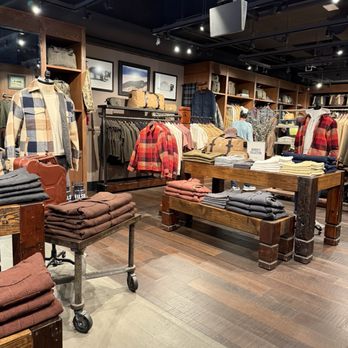 Filson - So neat - Luggage Near Me - Vancouver, British Columbia