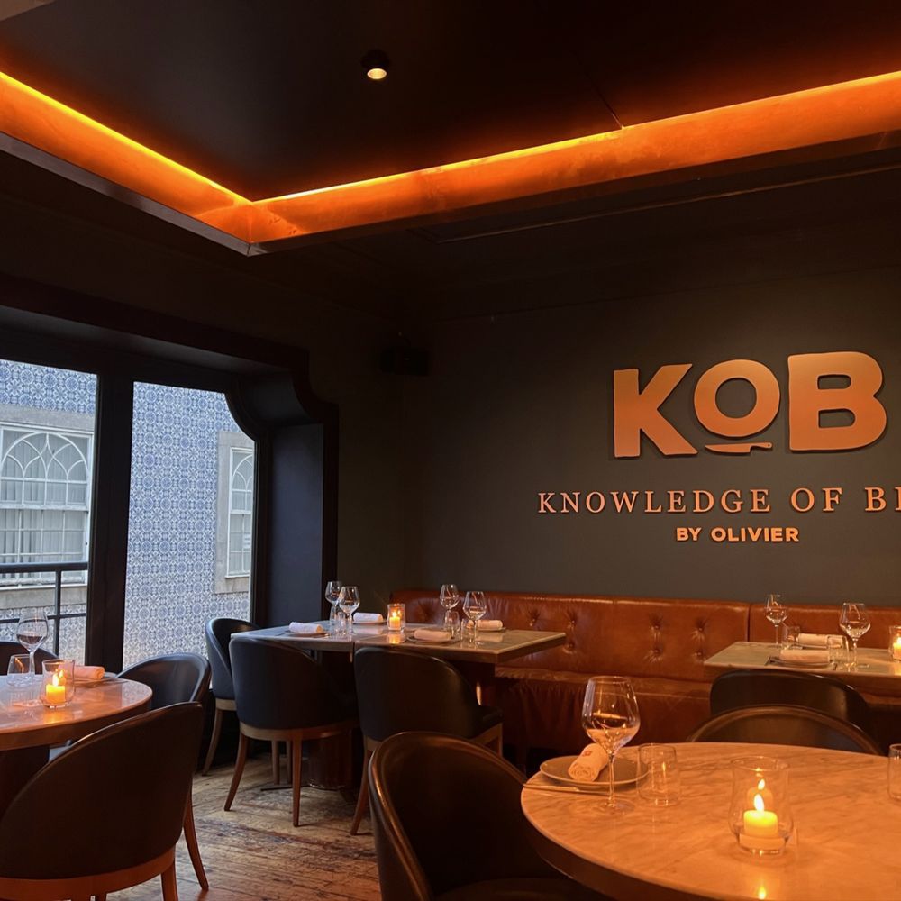 K.O.B by Olivier - upstairs seating - Steakhouses Near Me - Porto, 13