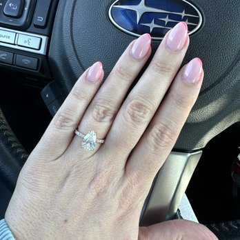 D’Luxe Nail Spa - Nail Salons Near Me - Livermore, California D’Luxe Nail Spa - Nail Salons Near Me - Livermore, California