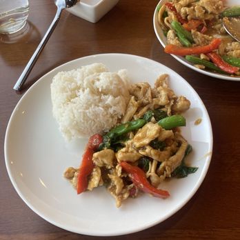 Chef Burma - Lemon Grass Chicken with a side of Jasmin Rice. - Burmese Near Me - Sacramento, California Chef Burma - Lemon Grass Chicken with a side of Jasmin Rice. - Burmese Near Me - Sacramento, California
