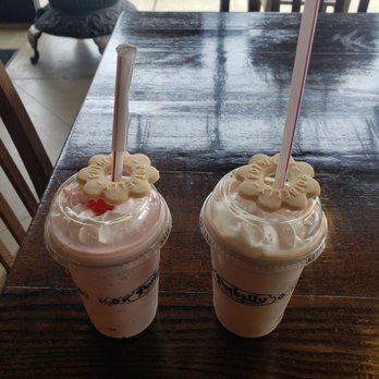 Potbelly - Two short shakes. Strawberry & chocolate. - Sandwiches Near Me - Schaumburg, Illinois Potbelly - Two short shakes. Strawberry & chocolate. - Sandwiches Near Me - Schaumburg, Illinois