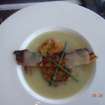 360 Restaurant - Canadian (New) Near Me - Toronto, Ontario