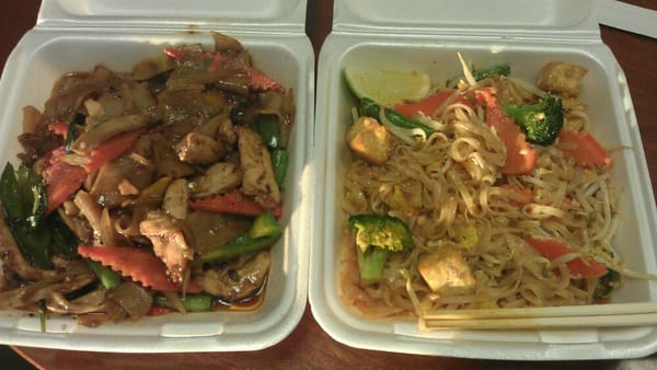 Liang's Thai Food by null