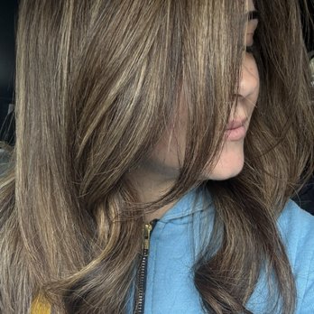 Drybar - Walnut Creek - Blow Dry/Out Services Near Me - Walnut Creek, California