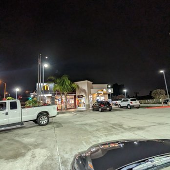 Golden Springs Dr Extra Mile - Gas Stations Near Me - Diamond Bar, California
