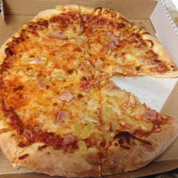 Pizza D'Oro - NOT ENOUGH TOPPINGS ON MY PINEAPPLE PIZZA :( - Pizza Near Me - Costa Mesa, California