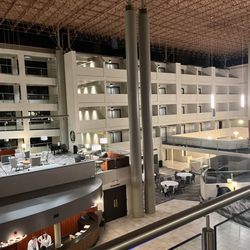 Crowne Plaza Indianapolis-Airport - View of the check in area