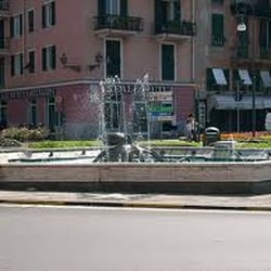 Taxi Fabio Rapallo - Monumento del polpo