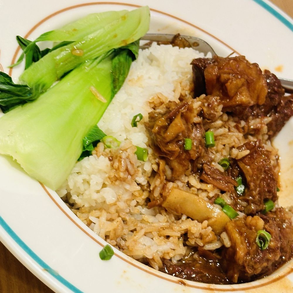HK Cafe - Shredded beef was amazing - Cantonese Near Me - Honolulu, Hawaii HK Cafe - Shredded beef was amazing - Cantonese Near Me - Honolulu, Hawaii