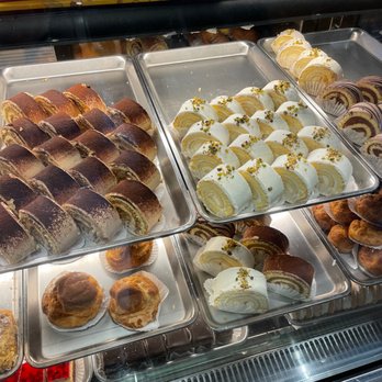 BB Cafe - Selection of cookies and sweets - Coffee & Tea Near Me - Richmond Hill, Ontario