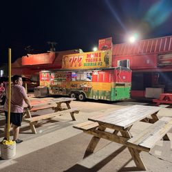 777 Mini Tacos & Birria - Entrance