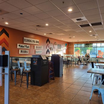 Flaming Pig BBQ - Food Trucks Near Me - Tumwater, Washington