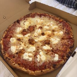Cheese pizza with ricotta Cheese pizza with ricotta