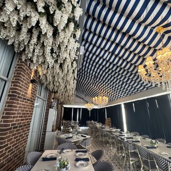 The Bloom Lounge - Outdoor patio - Breakfast & Brunch Near Me - Plano, Texas The Bloom Lounge - Outdoor patio - Breakfast & Brunch Near Me - Plano, Texas