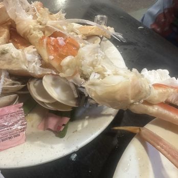FuJi Buffet & Grill - Buffets Near Me - Glendale, California