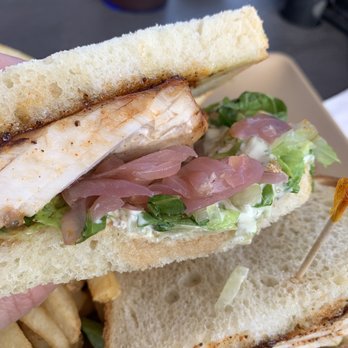 Encinitas Fish Shop - Ahi Sandwich - Seafood Near Me - Encinitas, California