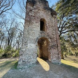 Colonial Dorchester State Historic Site - Part of the old church