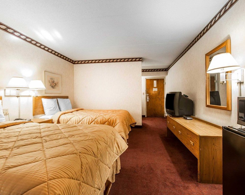 RODEWAY INN 17 Photos & 11 Reviews 731 South Main St, Sweetwater, Tennessee Hotels Phone