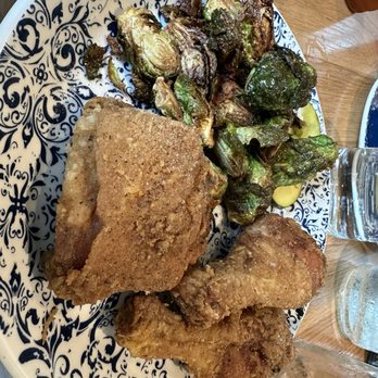 Tupelo Honey Southern Kitchen & Bar - Dark Meat - Fried Chicken - Southern Near Me - Des Moines, Iowa Tupelo Honey Southern Kitchen & Bar - Dark Meat - Fried Chicken - Southern Near Me - Des Moines, Iowa