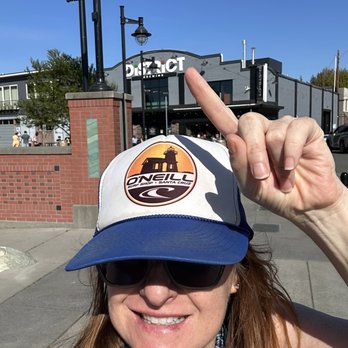 District Brewing - There it is. - Pizza Near Me - Mount Vernon, Washington