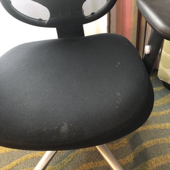 Ramada by Wyndham Ellsworth - Dirty desk chair - Hotels Near Me - Ellsworth, Maine Ramada by Wyndham Ellsworth - Dirty desk chair - Hotels Near Me - Ellsworth, Maine