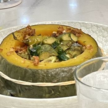 Carte Blanche - Asian Fusion Near Me - Honolulu, Hawaii