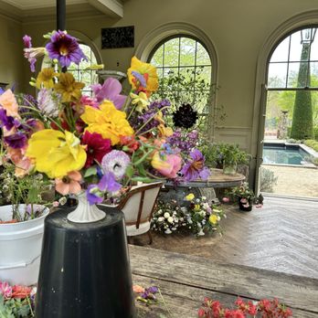 botany.flowers - jardin du buis workshop, april 2024. #localflowers - Floral Designers Near Me - North Andover, Massachusetts botany.flowers - jardin du buis workshop, april 2024. #localflowers - Floral Designers Near Me - North Andover, Massachusetts