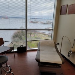 Sentara Family Medicine Physicians - Exam room.