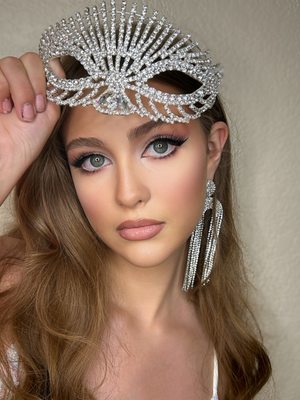 Flawless, Natural-Looking Beauty—Permanent Makeup Luxury Look - Wake up with makeup! At Luxury Look, we specialize in high-quality, natural-looking permanent makeup designed to enhance your features and simplify your beauty routine. Whether you're looking for perfectly shaped brows, defined eyeliner, or a touch of lip color, our certified technician use the latest techniques and premium pigments to deliver stunning, long-lasting results.

We take pride in creating a comfortable, hygienic environment where artistry meets precision. Every treatment is personalized to complement your unique facial structure and desired style. Book your free consultation today and experience the confidence of effortless beauty—every day.