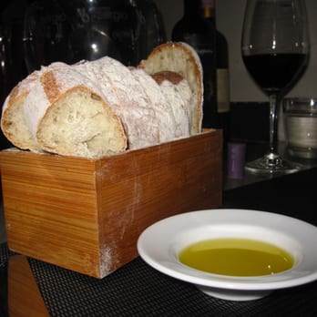 La Quercia - Complimentary Bread and Grapeseed Oil - Italian Near Me - Vancouver, British Columbia