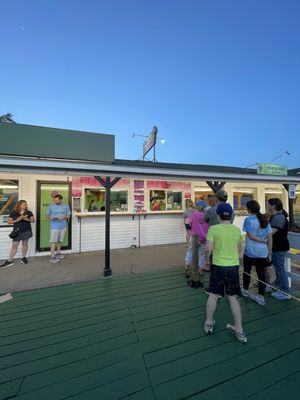 Trails End Ice Cream Shop - Intervale Scenic Vista by null