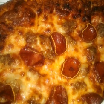Jet's Pizza - Make sure to specify "light bake" if you want normal looking pizza, otherwise you end up with burnt pizzas - Pizza Near Me - Mishawaka, Indiana