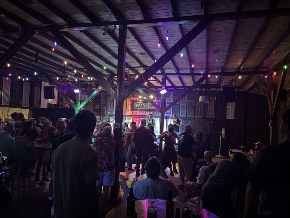 FEED & SEED LAFAYETTE Updated September 2024 17 Photos 106 N