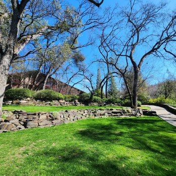 Ironstone Vineyards - Wineries Near Me - Murphys, California