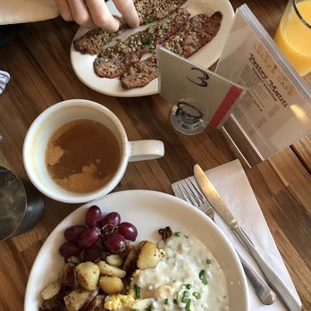 Lucky's Cafe - Hot caramel apple cider, biscuits + gravy, and pecan bacon were all fantastic - Coffee & Tea Near Me - Cleveland, Ohio Lucky's Cafe - Hot caramel apple cider, biscuits + gravy, and pecan bacon were all fantastic - Coffee & Tea Near Me - Cleveland, Ohio